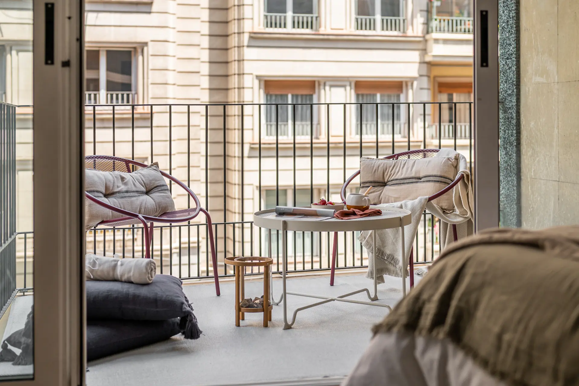 Shared Room in Barcelona photo 3