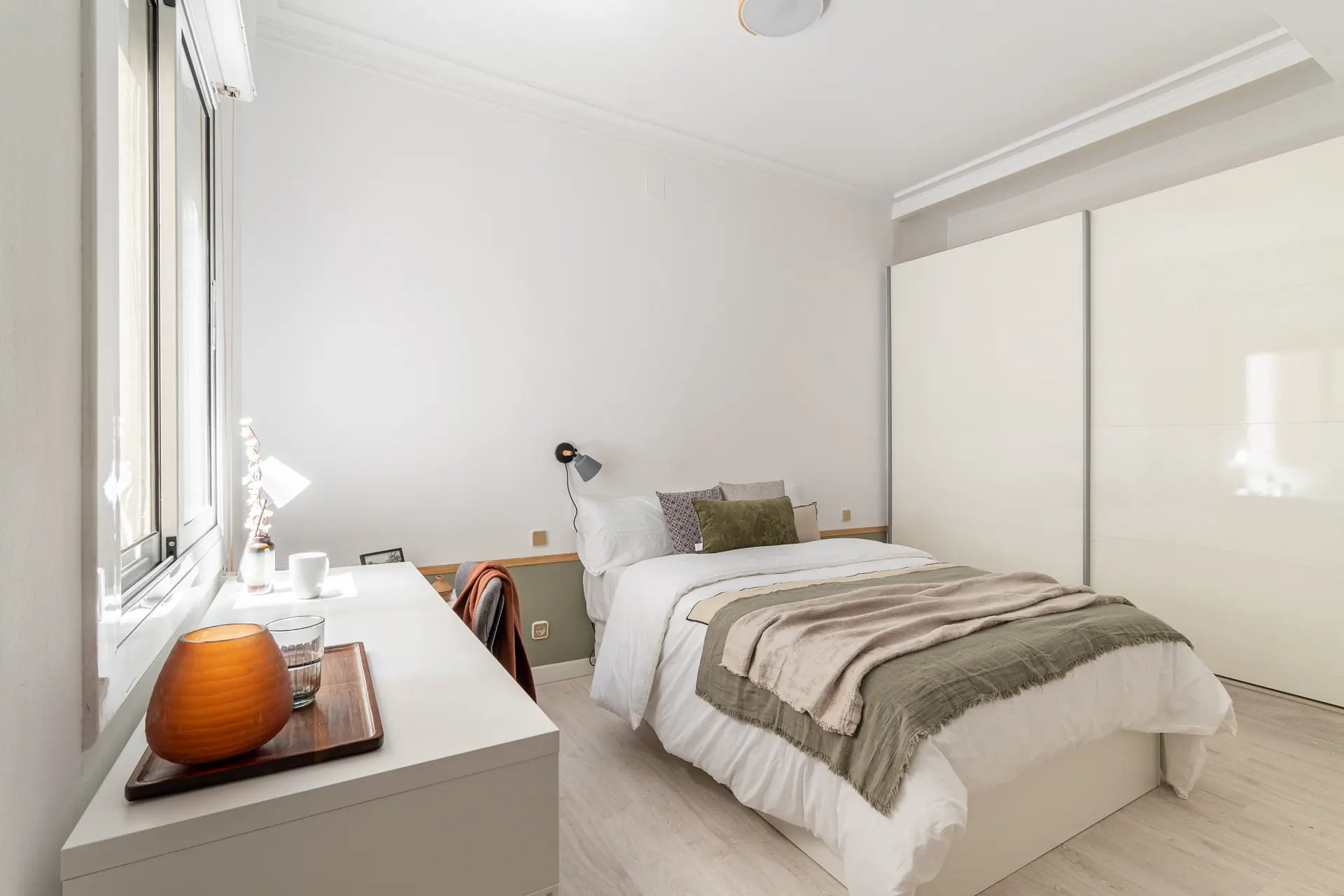 Shared Room in Barcelona photo 4