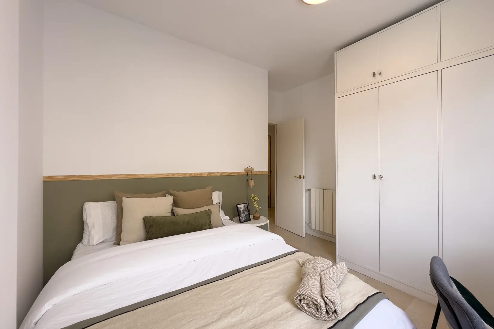 Shared Room in Barcelona photo 2