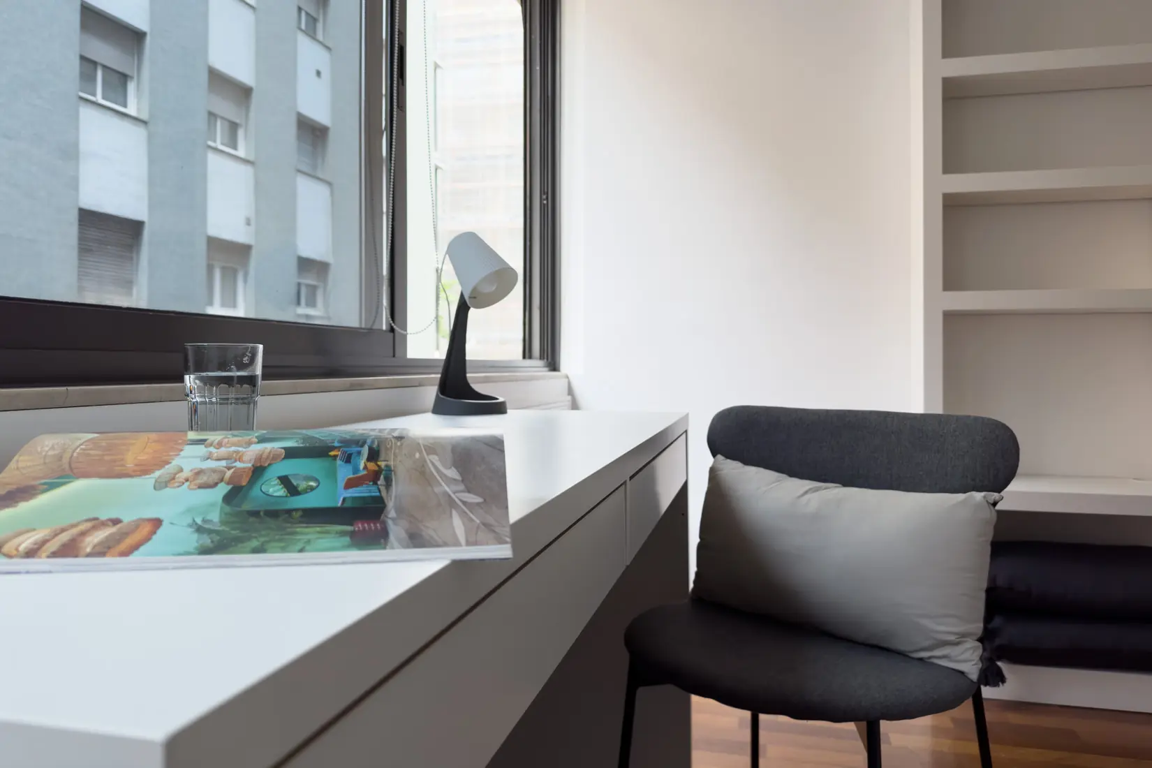 Shared Room in Barcelona photo 2