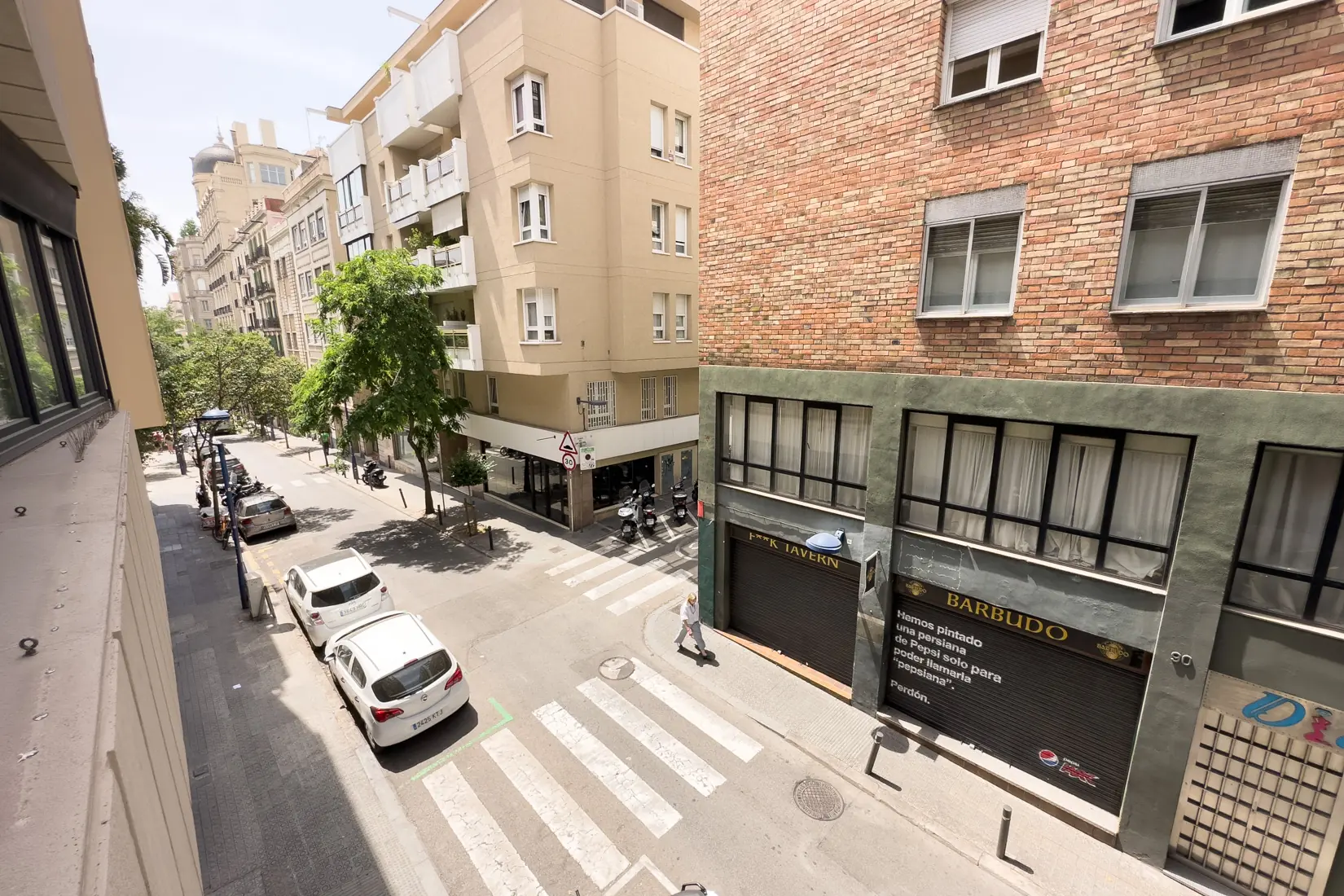 Shared Room in Barcelona photo 3