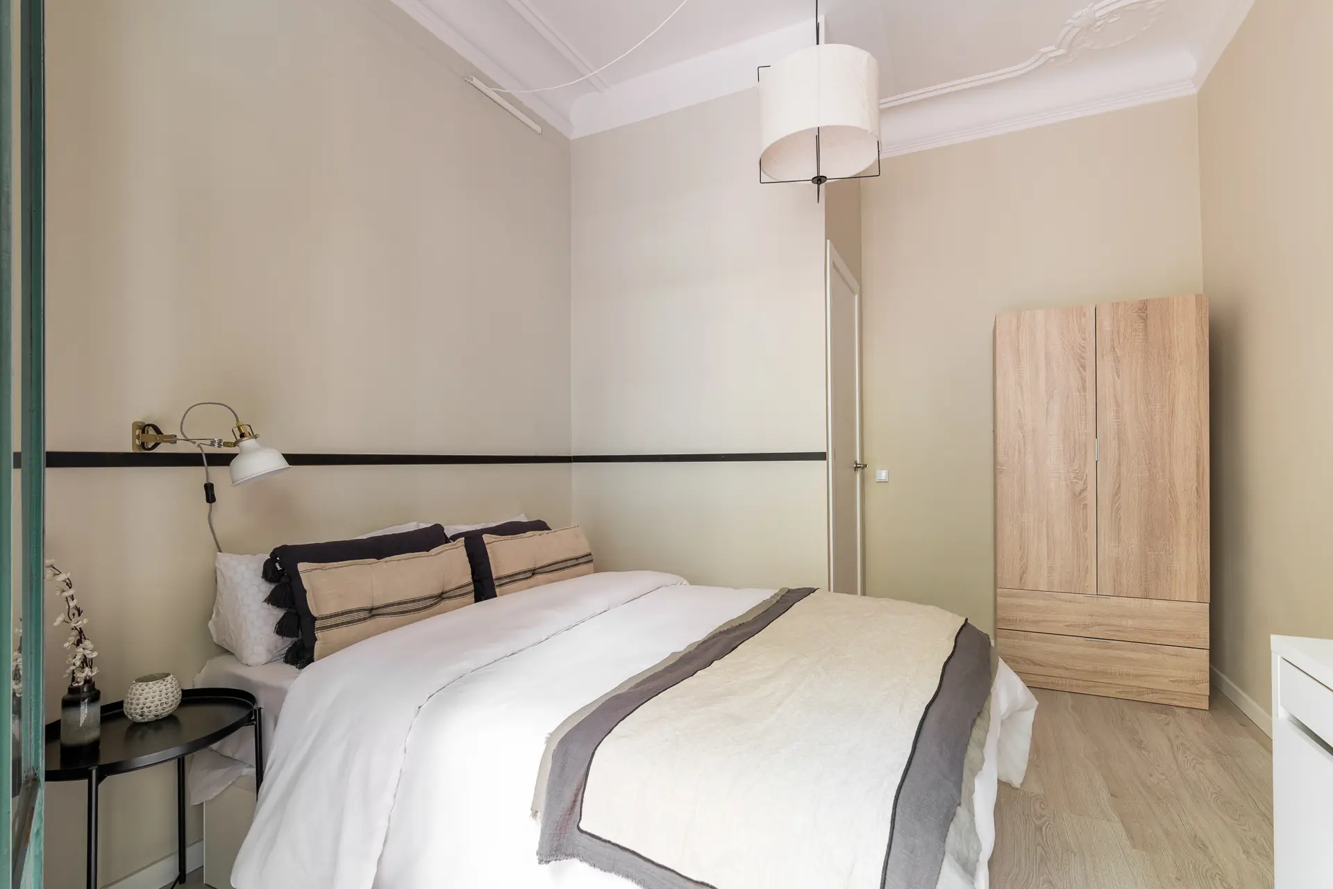 Shared Room in Barcelona photo 3