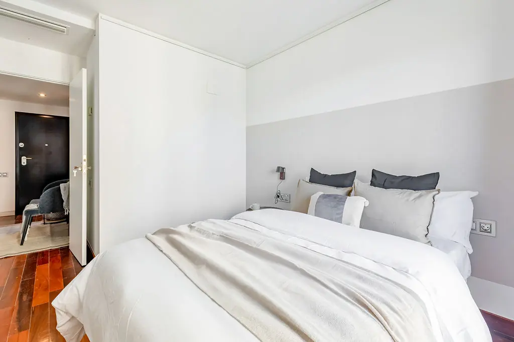 Shared Room in Valencia photo 4