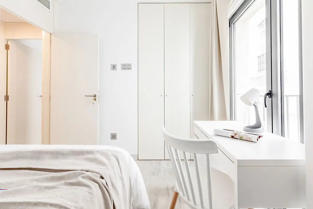 Shared Room in Valencia photo 4