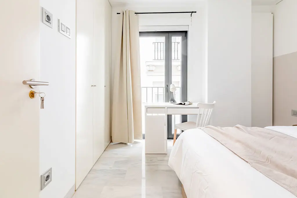 Shared Room in Valencia photo 2