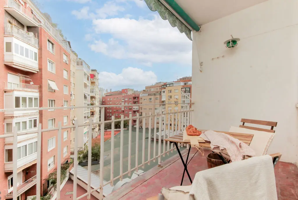 Shared Room in Barcelona photo 3