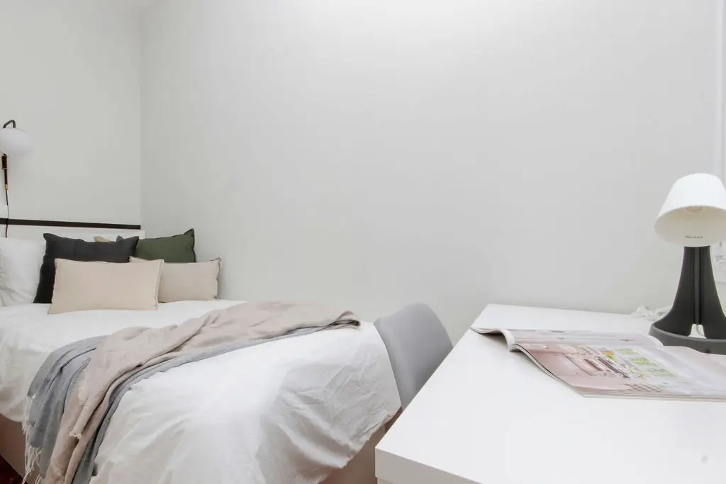 Shared Room in Barcelona photo 2