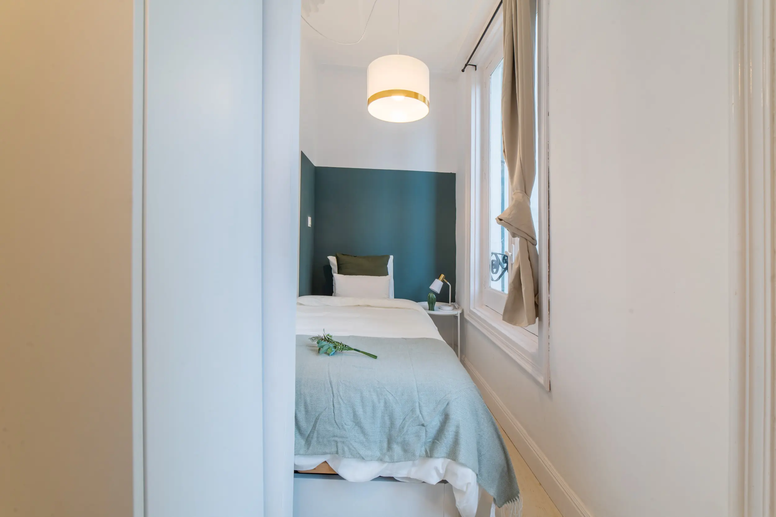 Shared Room in Madrid photo 3