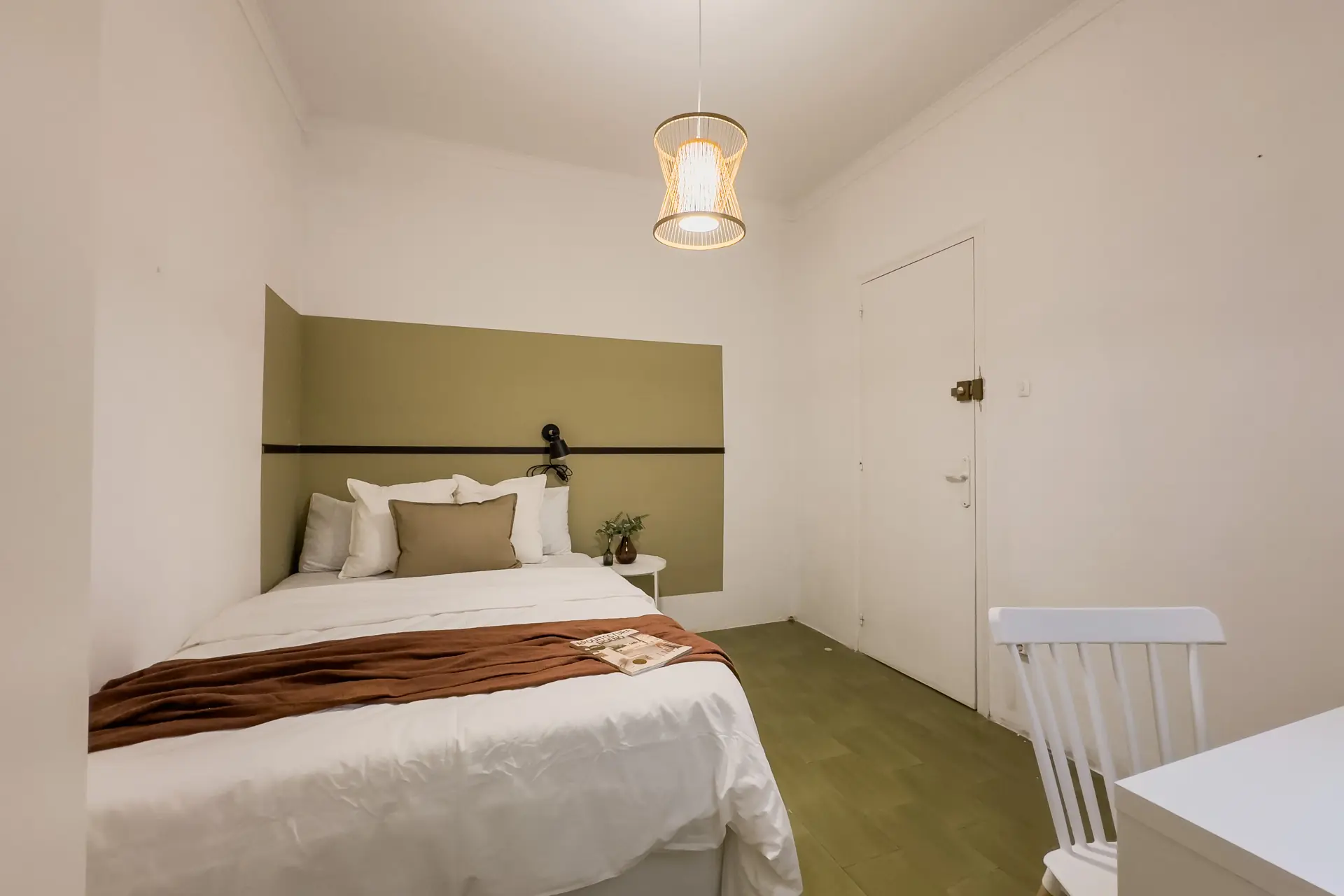 Shared Room in Barcelona photo 2
