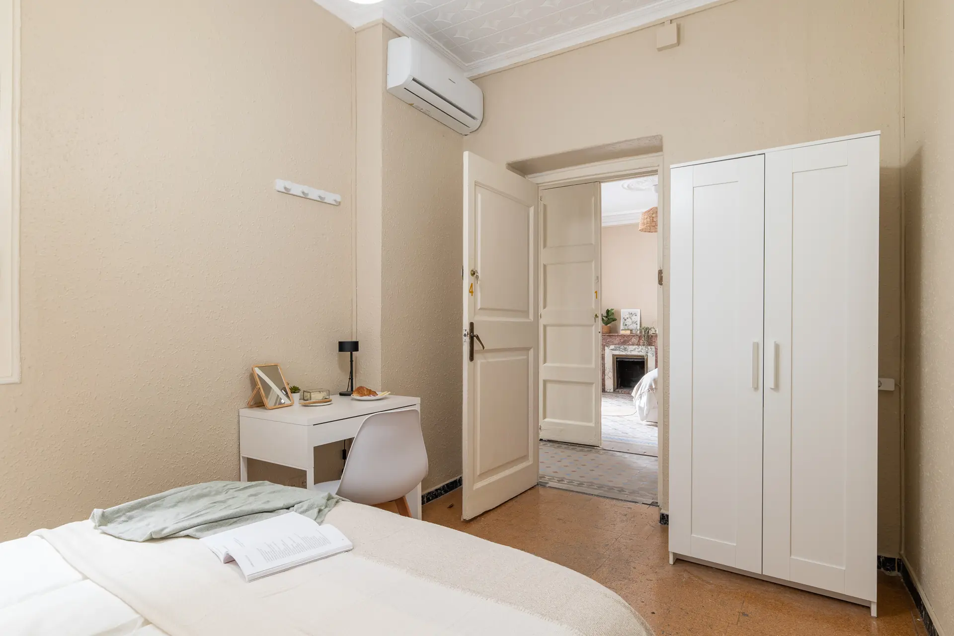 Private room in Barcelona photo 2