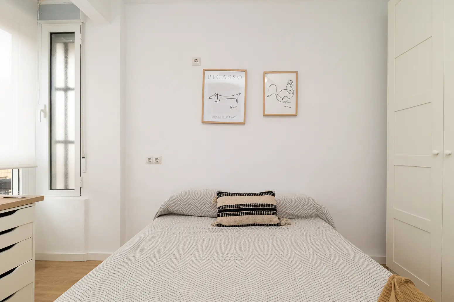 Shared Room in Valencia photo 3