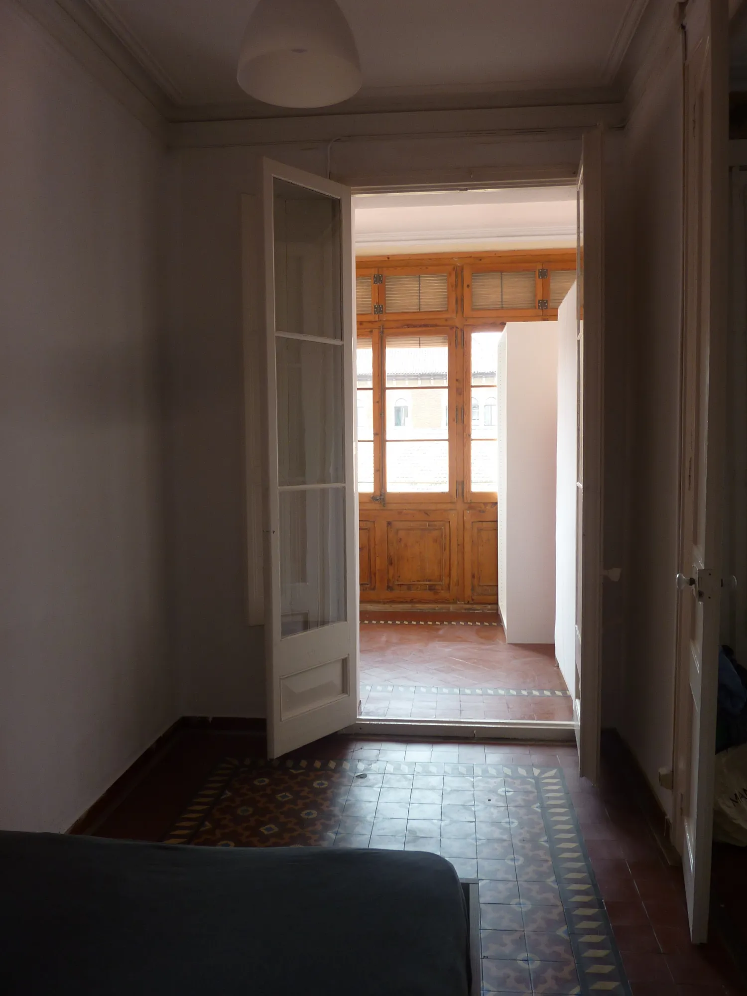 Shared Room in Barcelona photo 5