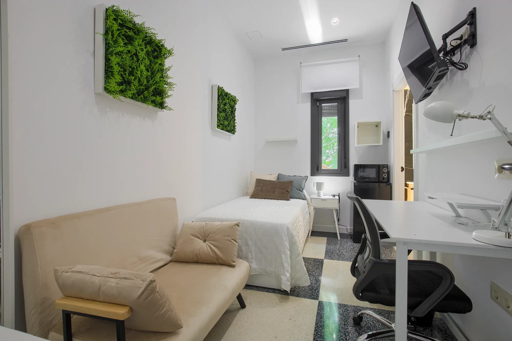 Private room in Madrid