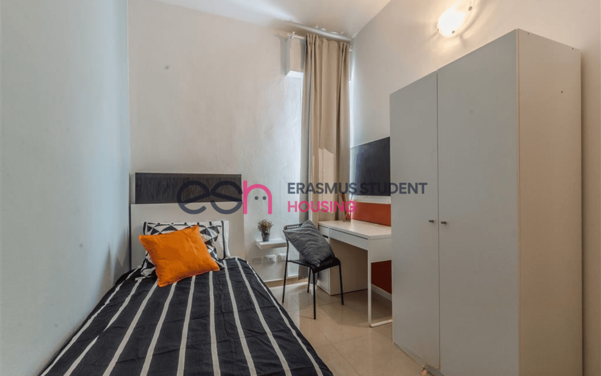Private room in Pisa