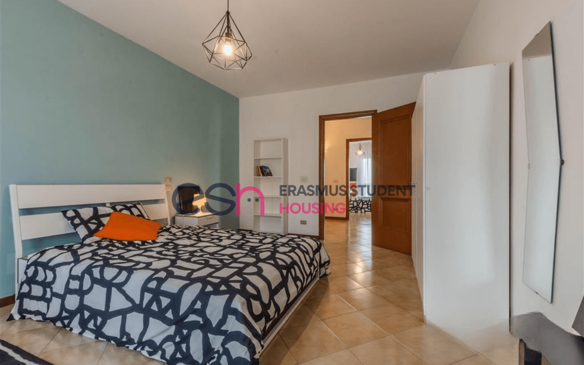 Shared Room in Pisa photo 2