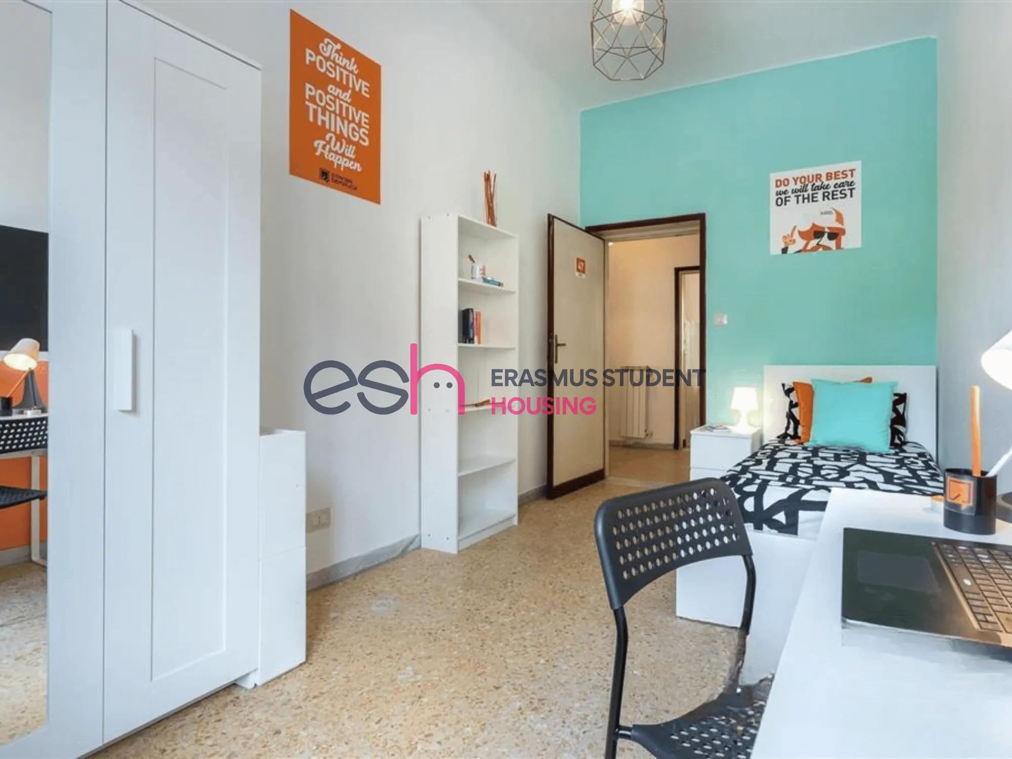 Shared Room in Pisa photo 2