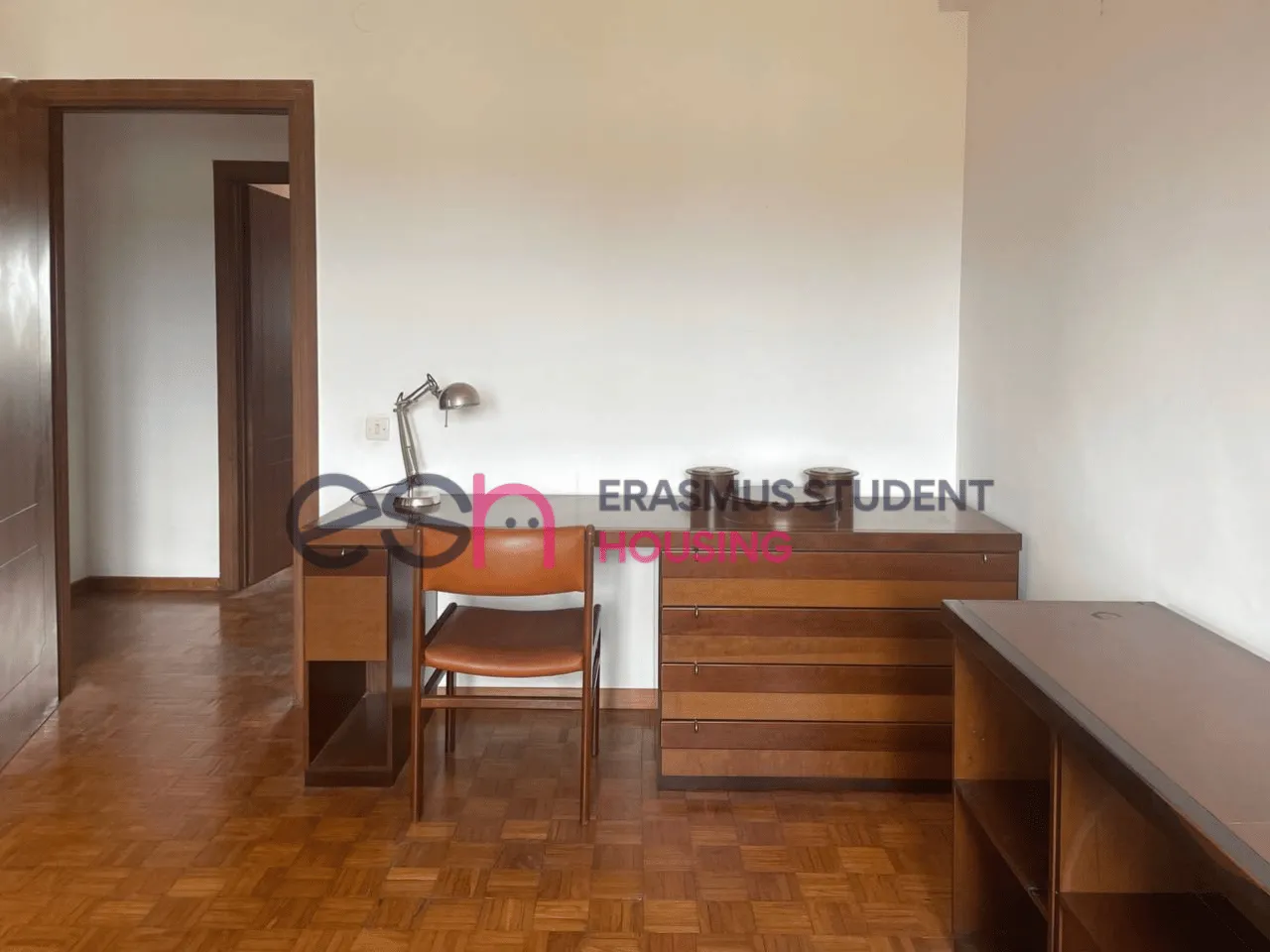 Shared Room in Pisa photo 2