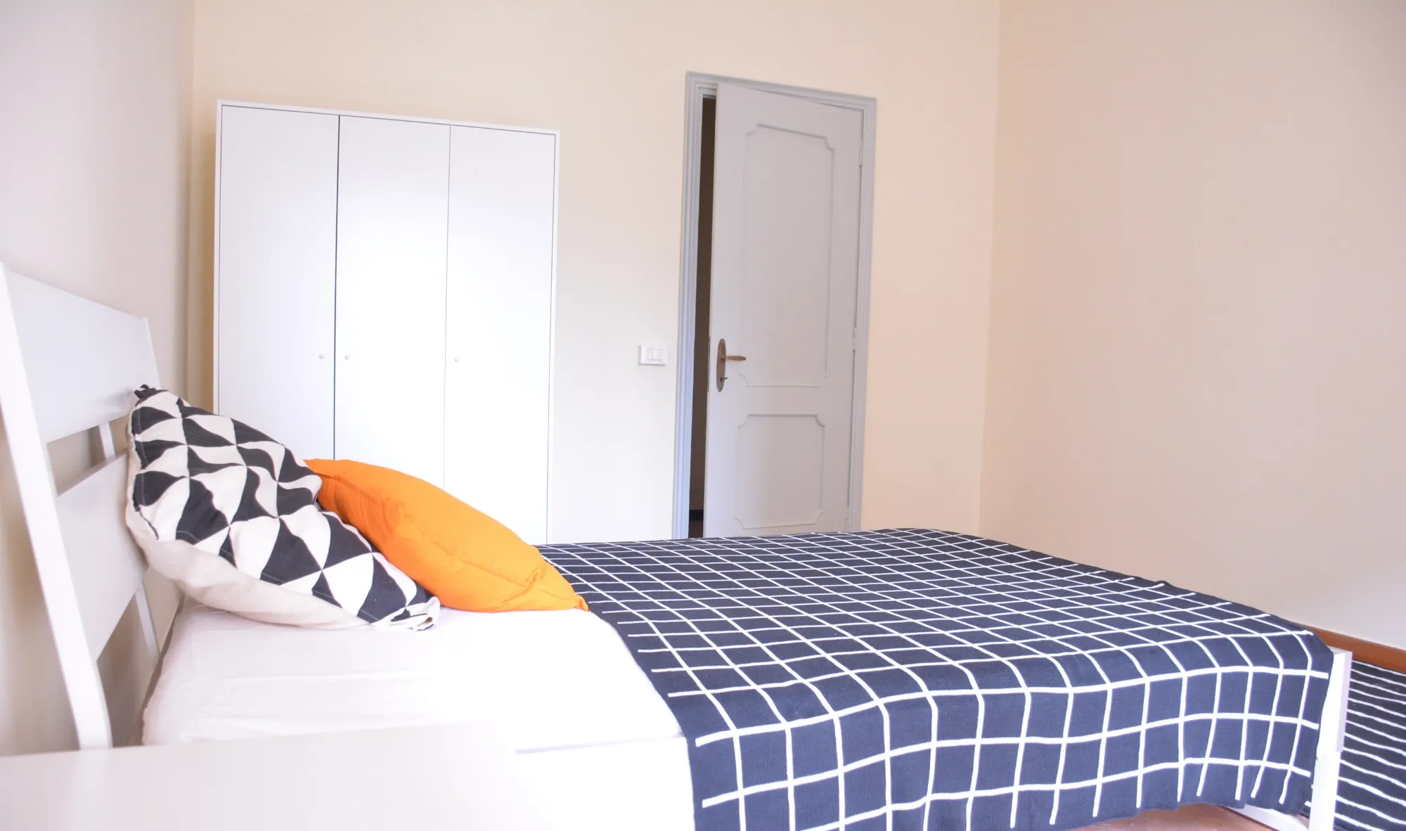 Shared Room in Cagliari photo 2