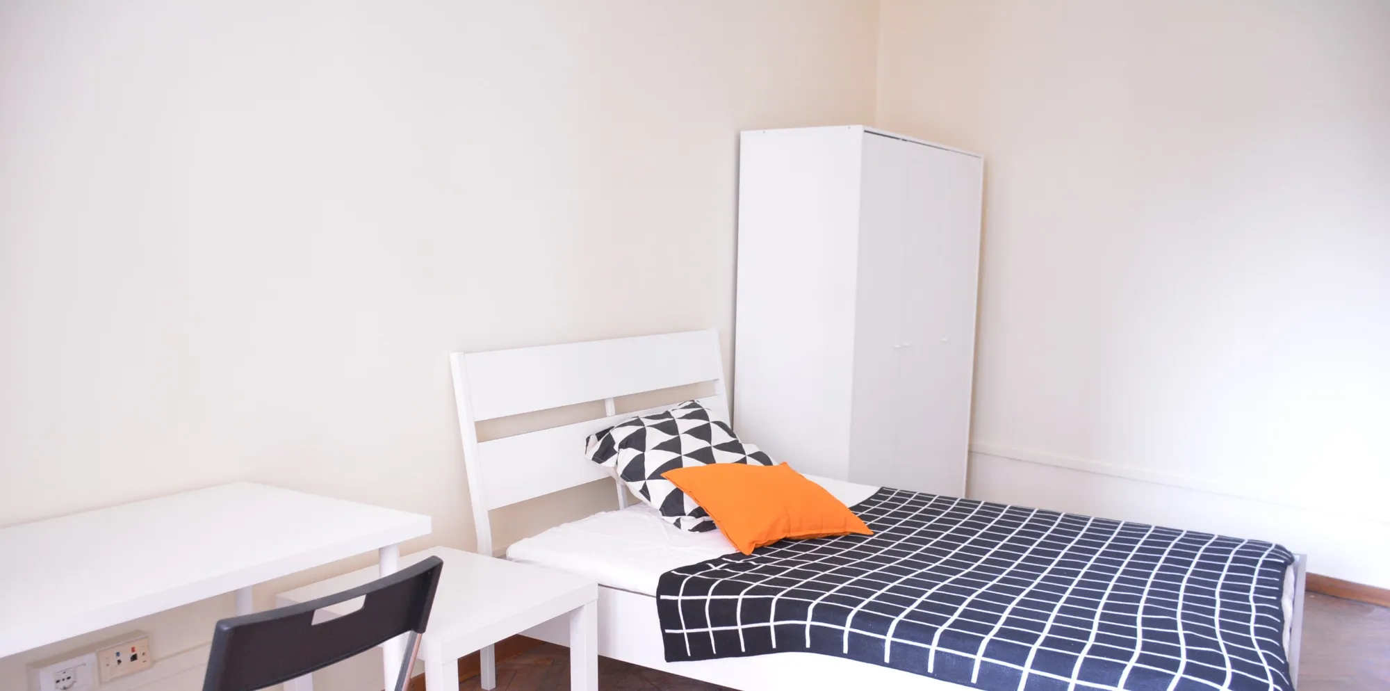 Shared Room in Cagliari photo 2