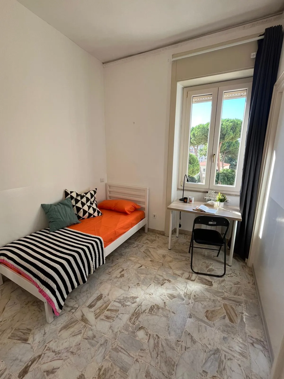 Shared Room in Cagliari photo 5
