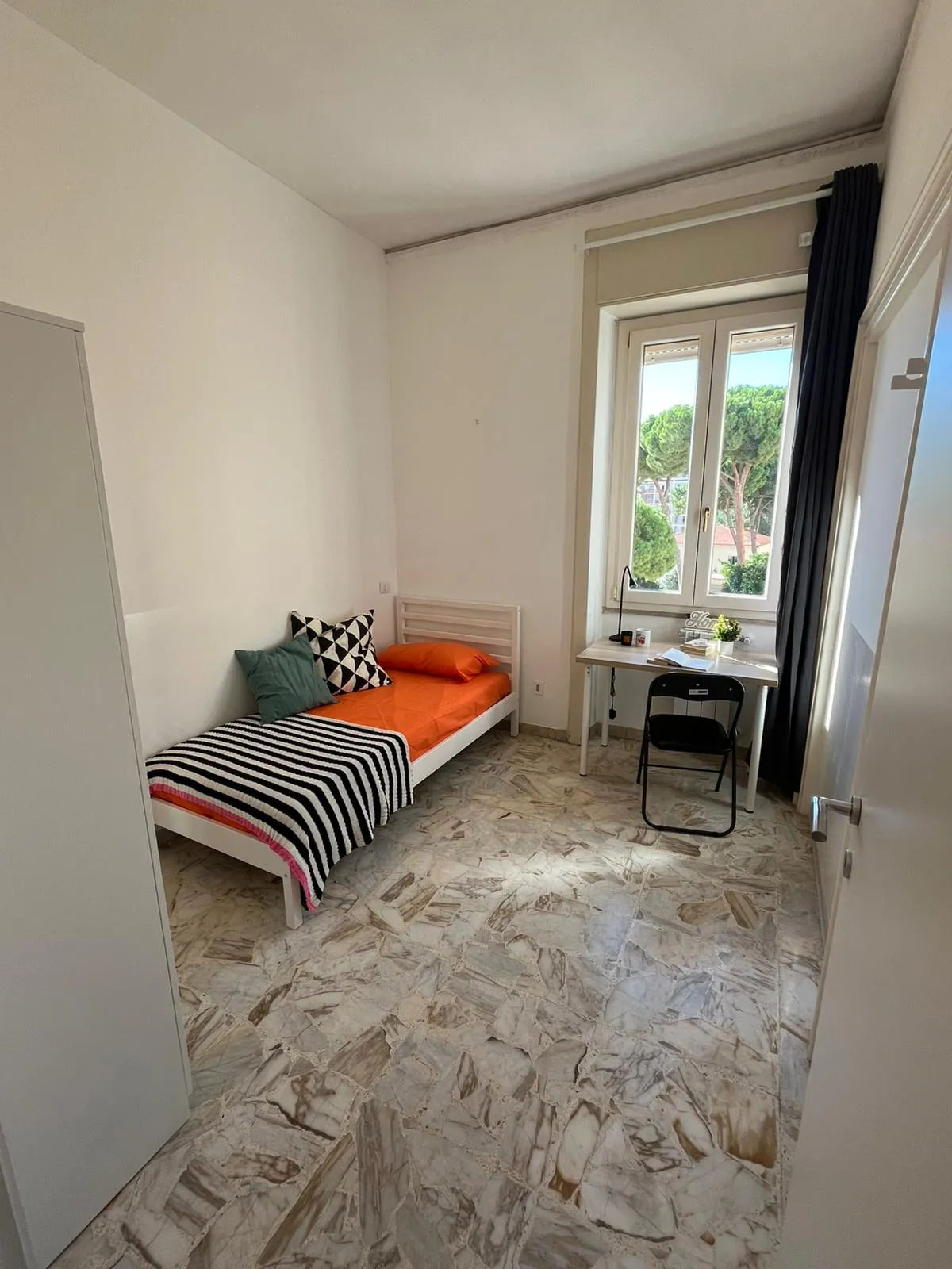 Shared Room in Cagliari photo 2