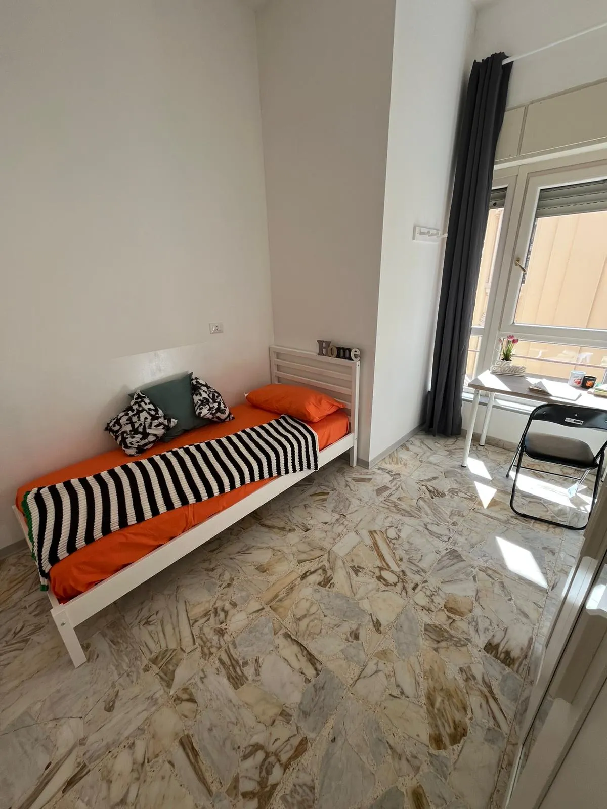 Shared Room in Cagliari photo 4