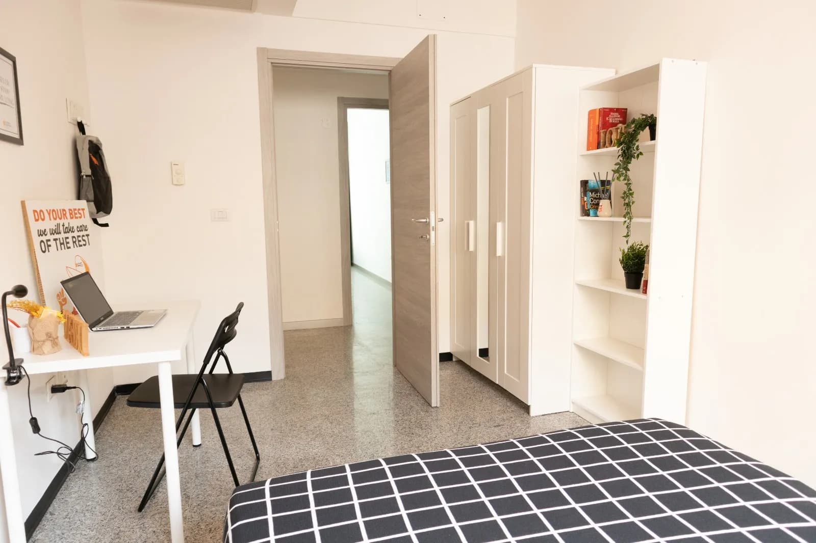 Shared Room in Cagliari photo 2