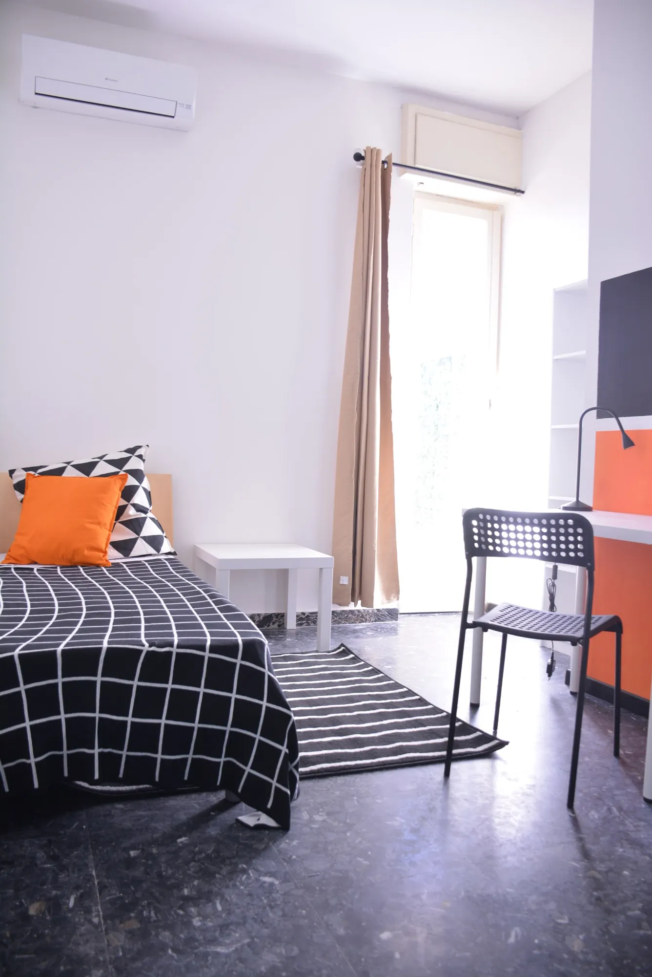 Shared Room in Cagliari photo 5