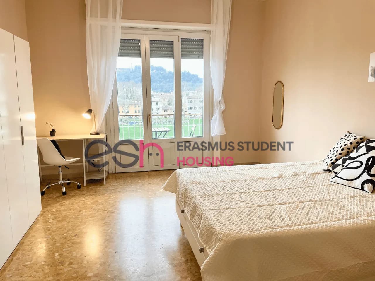 Shared Room in Florence photo 3