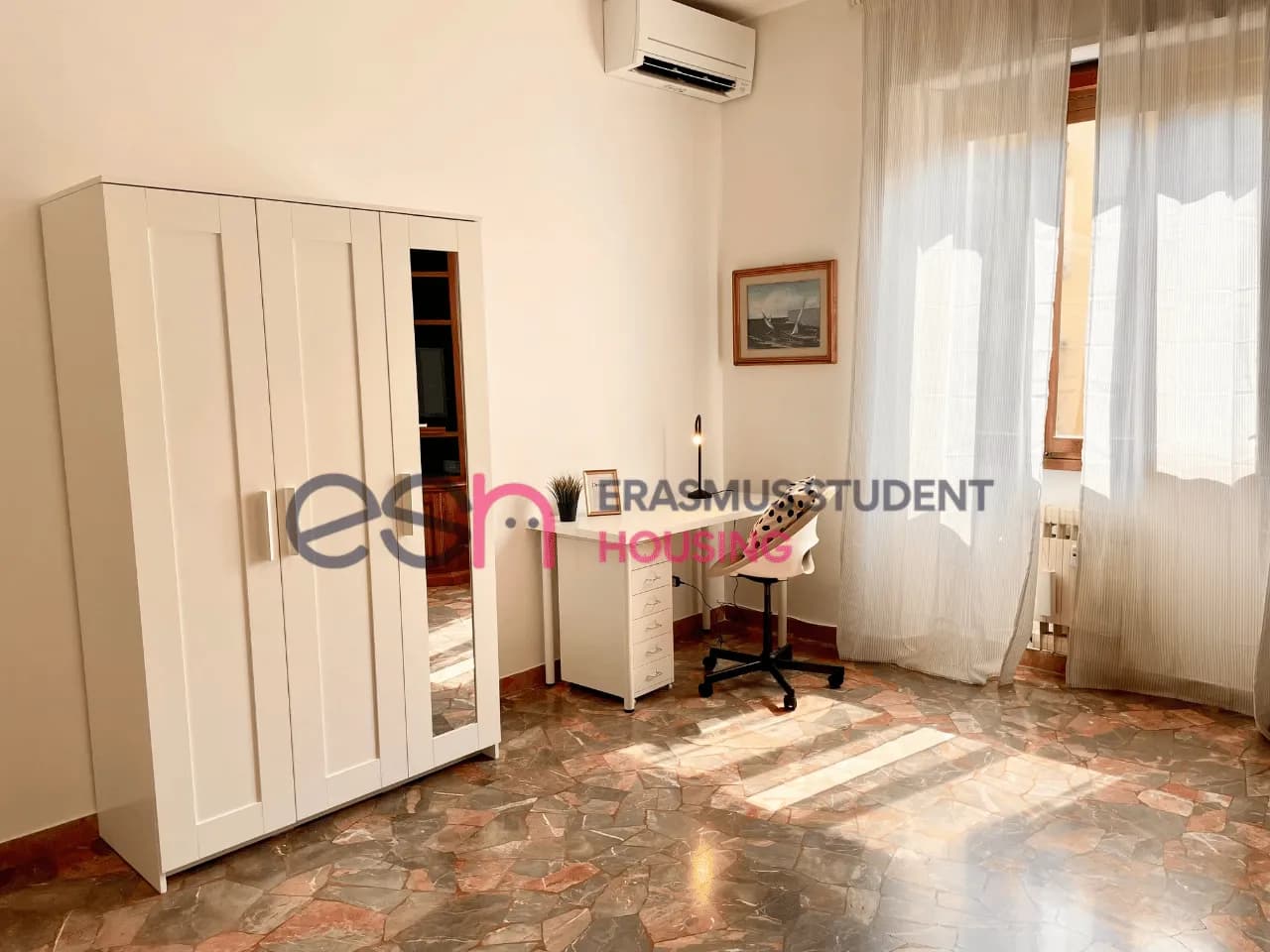 Shared Room in Florence photo 2