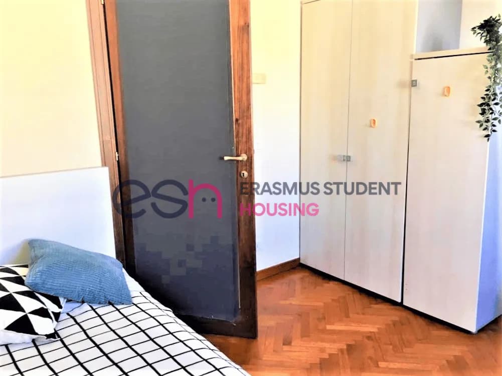 Shared Room in Florence photo 4