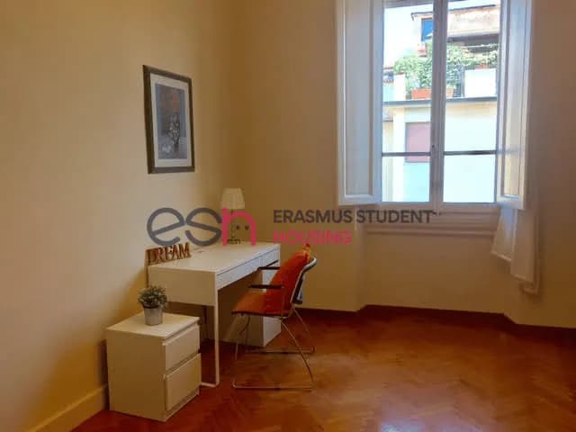Shared Room in Florence photo 3