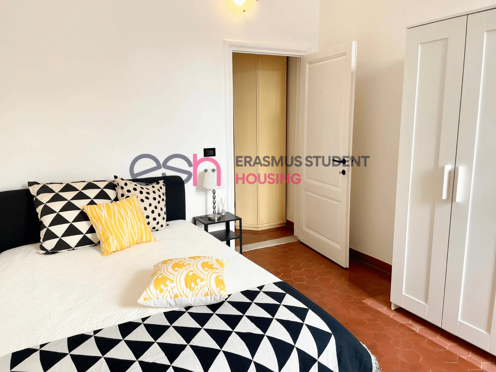 Shared Room in Florence photo 3