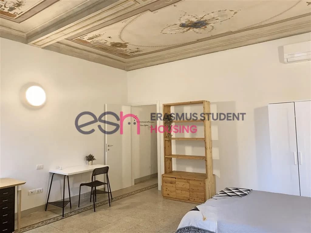 Shared Room in Florence photo 2