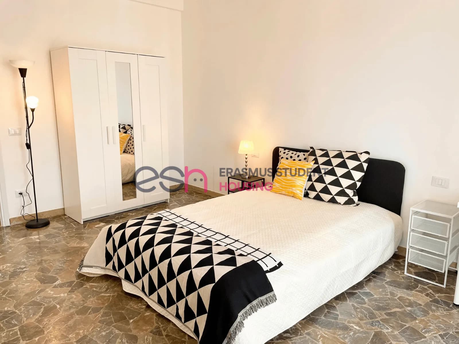 Shared Room in Florence photo 4