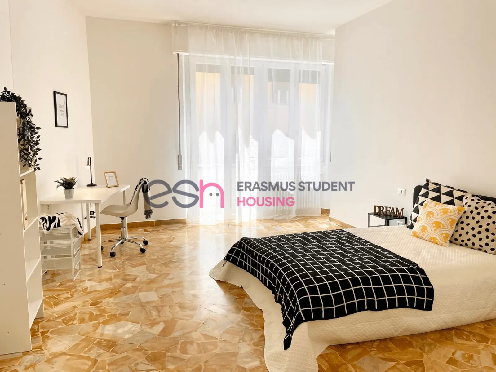 Shared Room in Florence photo 5