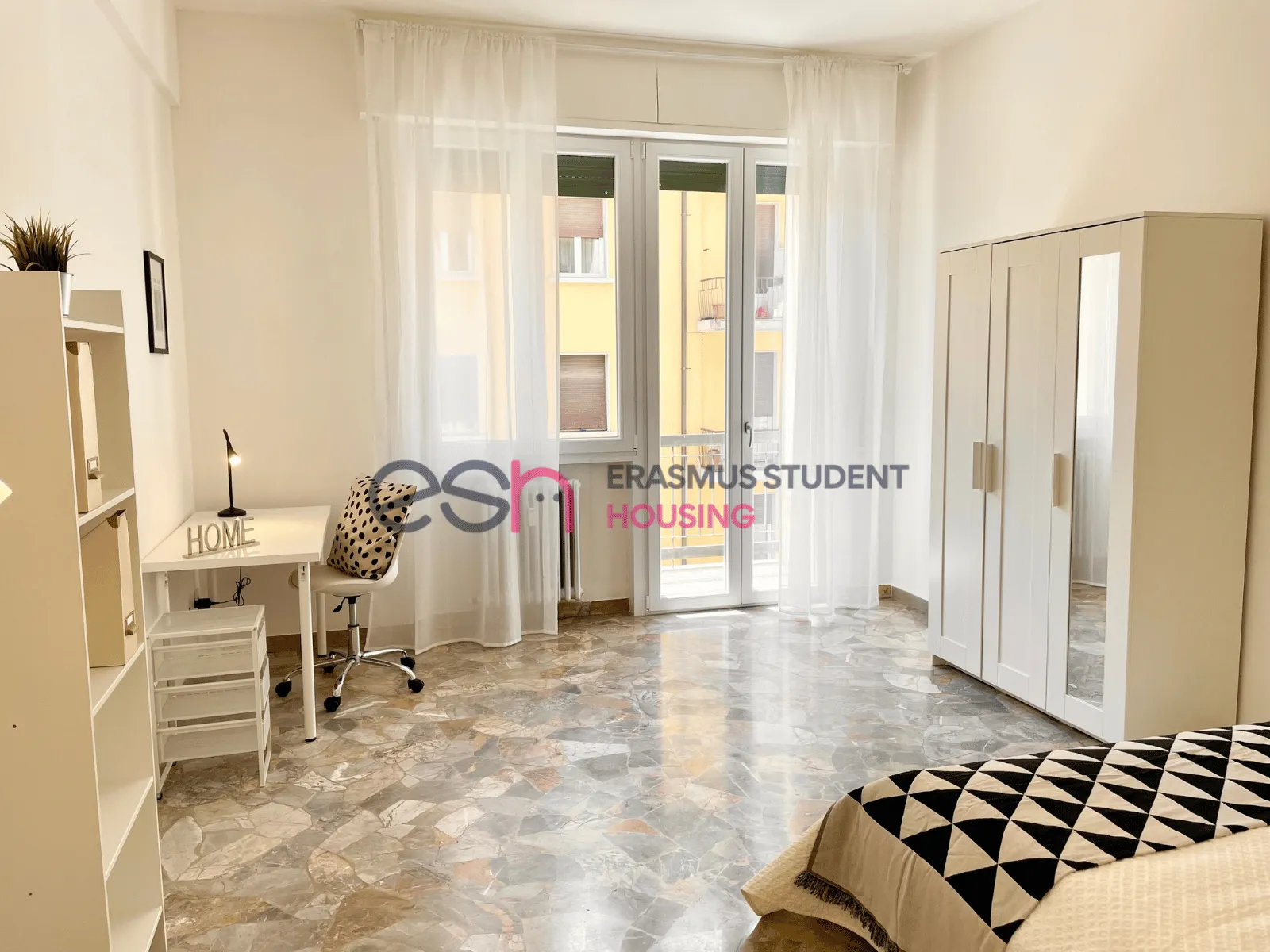 Shared Room in Florence