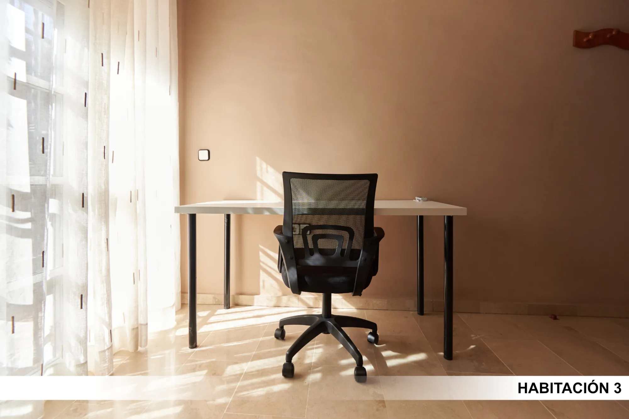 Shared Room in Seville photo 4