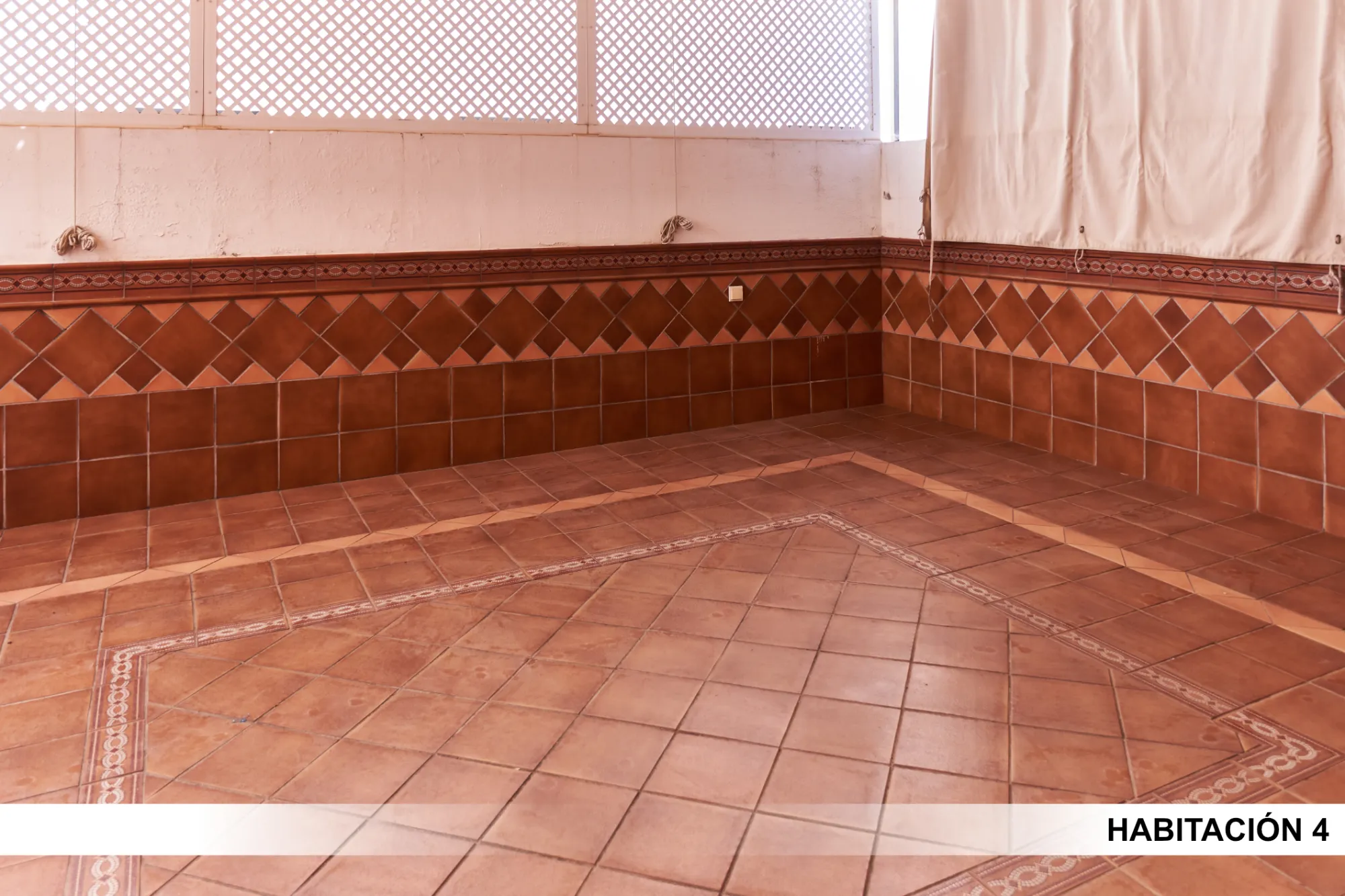 Shared Room in Seville photo 2