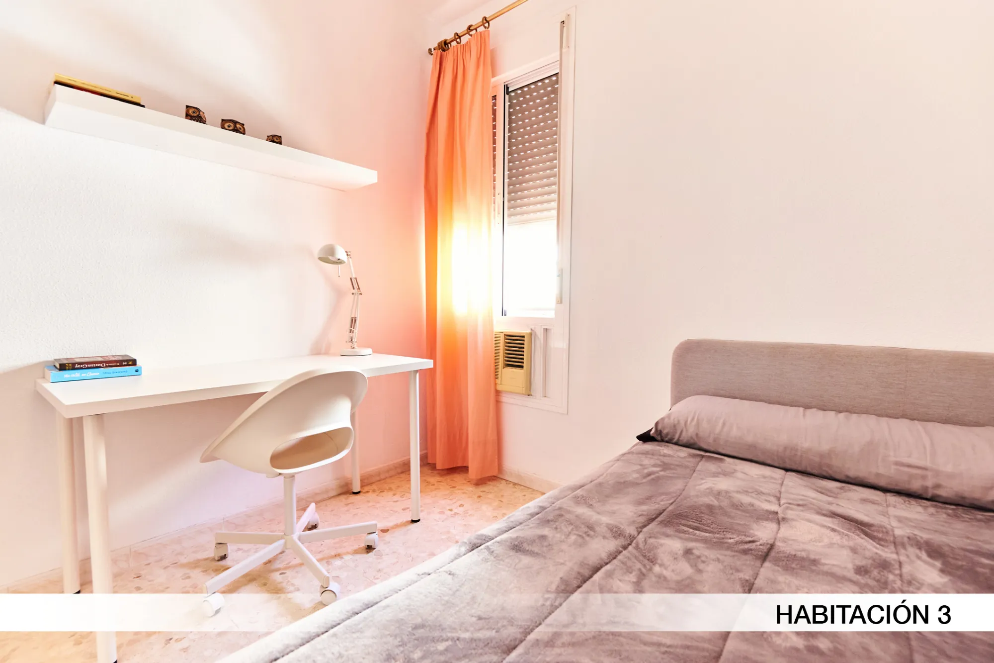 Shared Room in Seville photo 2