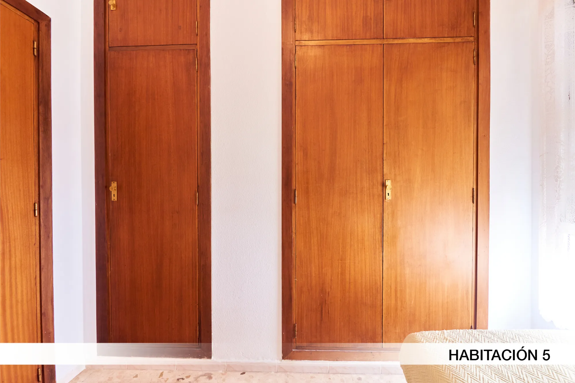 Shared Room in Seville photo 4