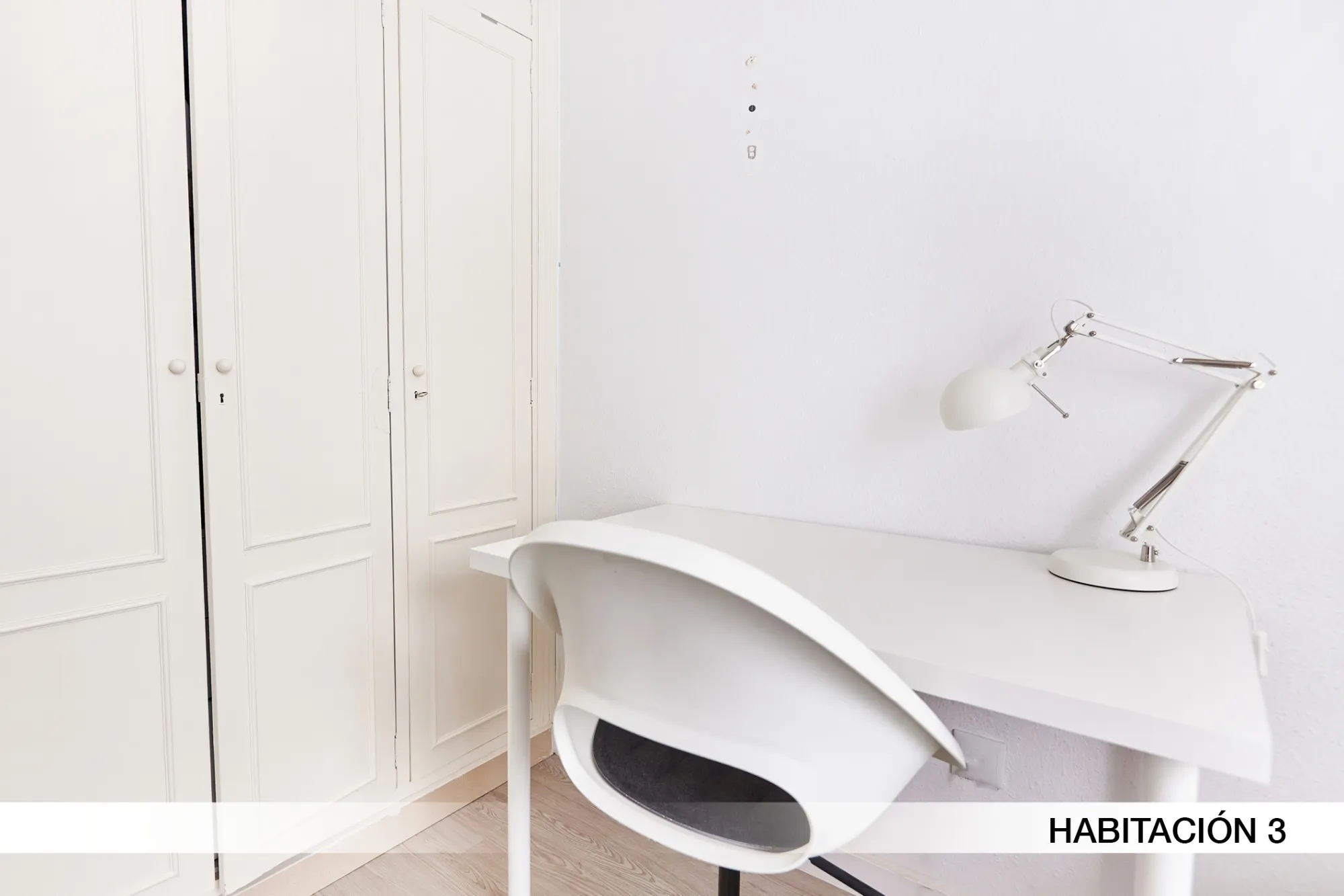 Shared Room in Seville photo 4