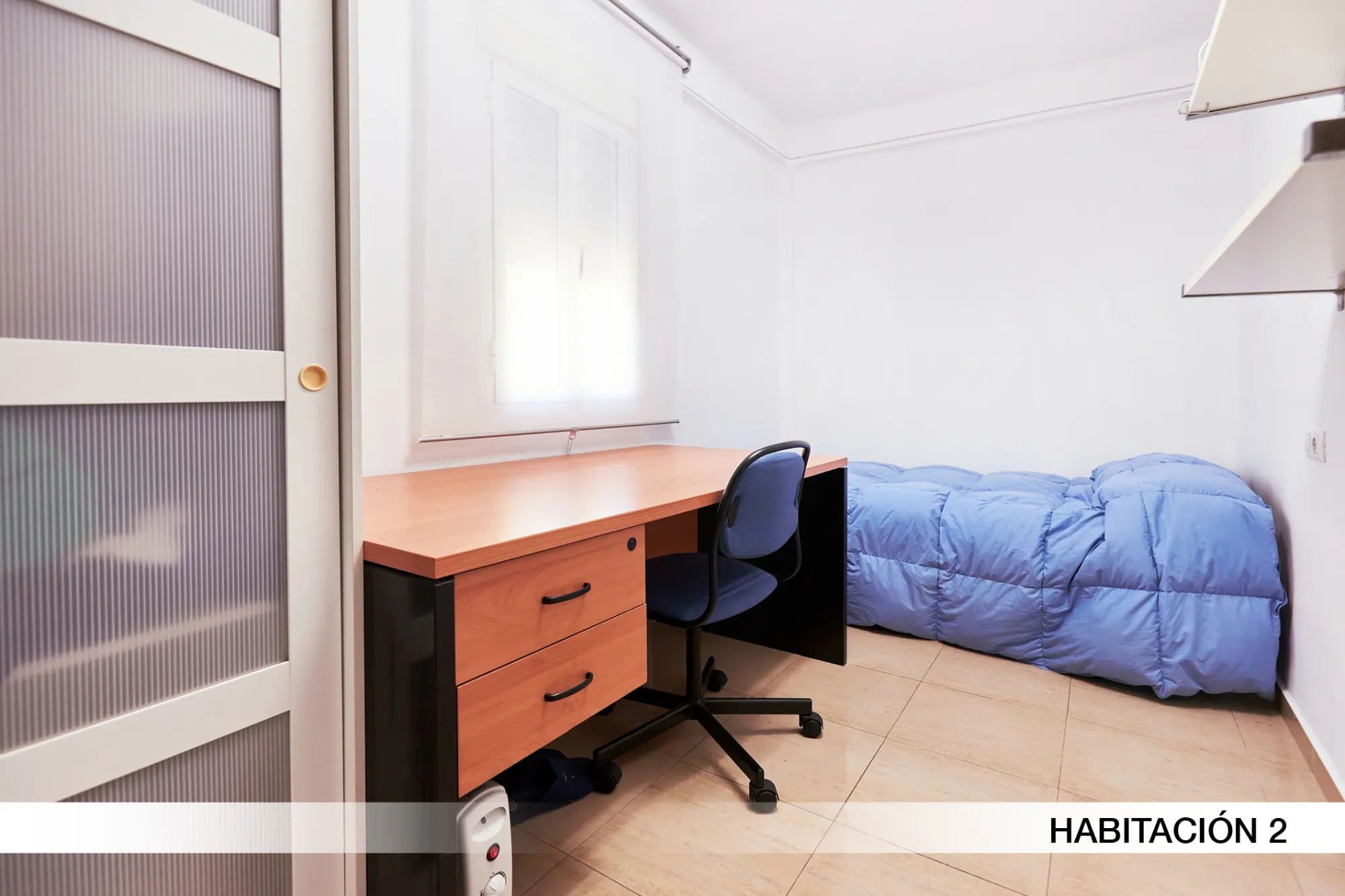 Shared Room in Seville photo 2