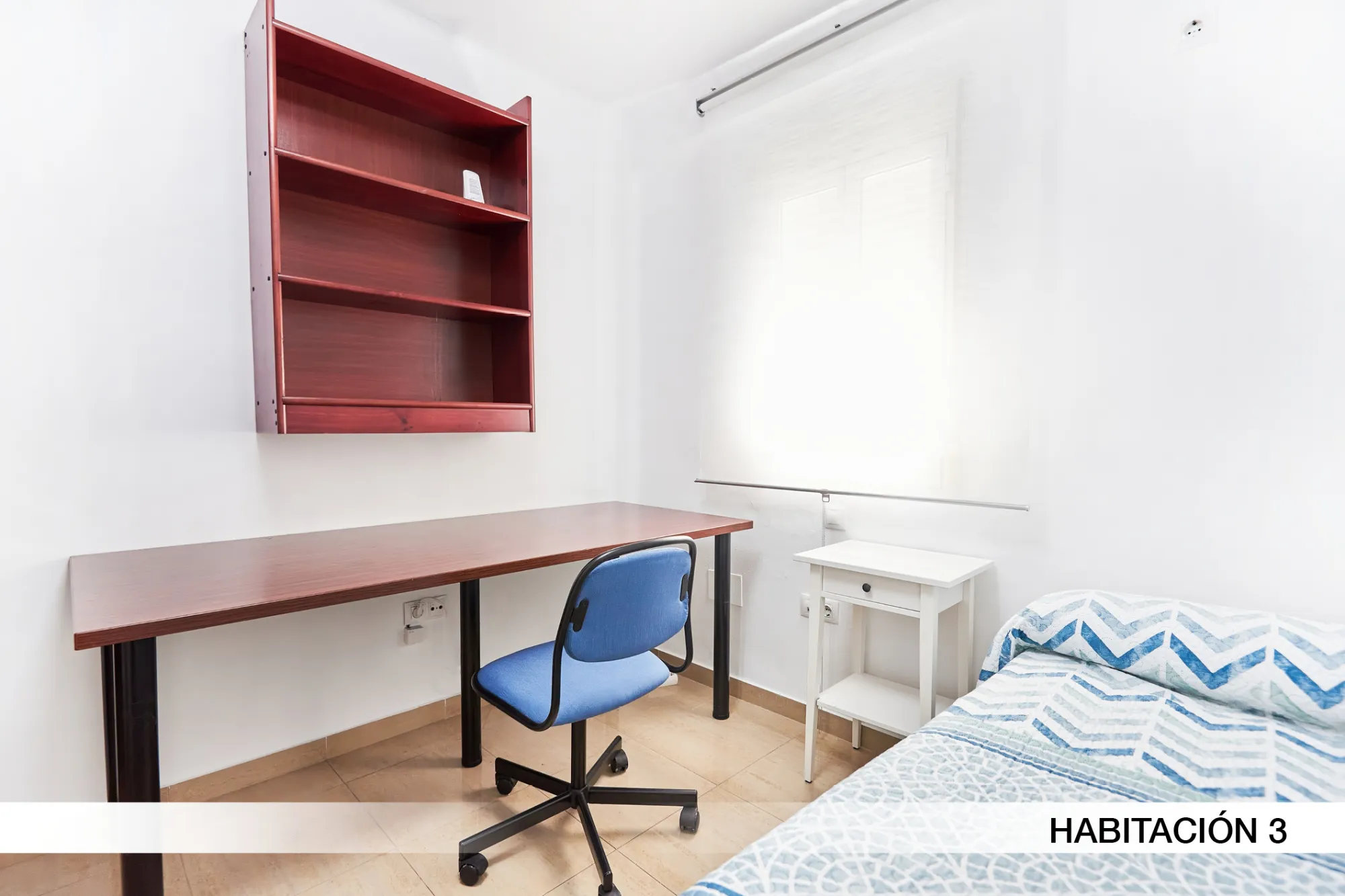 Shared Room in Seville photo 2