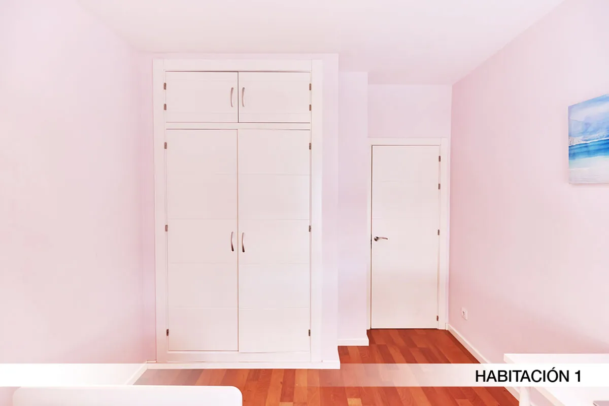 Shared Room in Seville photo 3