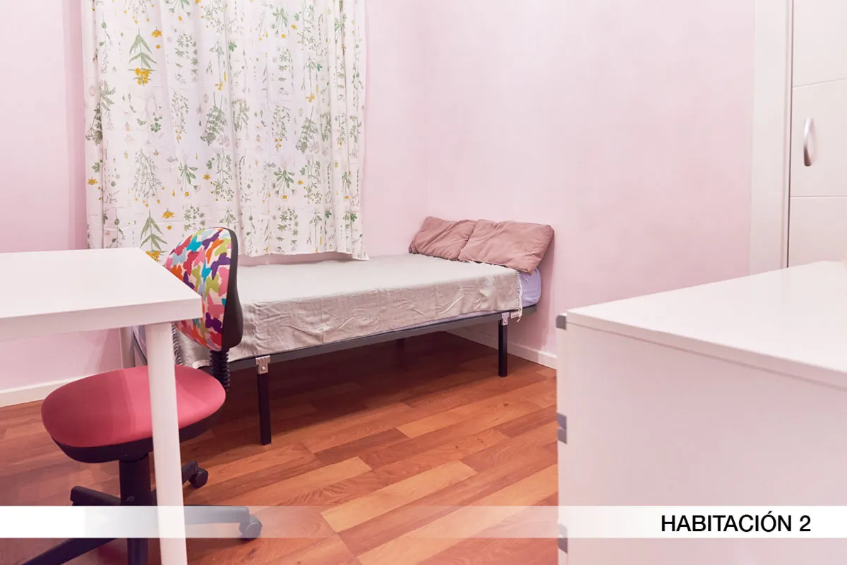 Shared Room in Seville photo 2