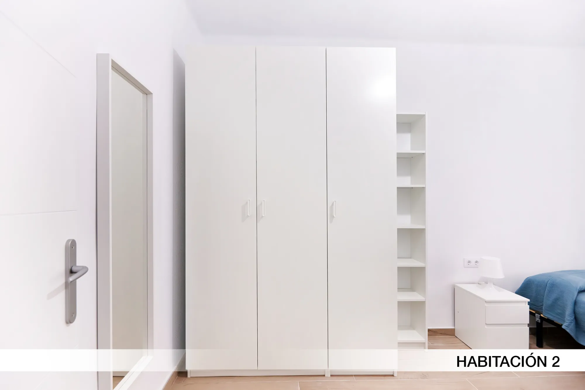 Shared Room in Seville photo 3