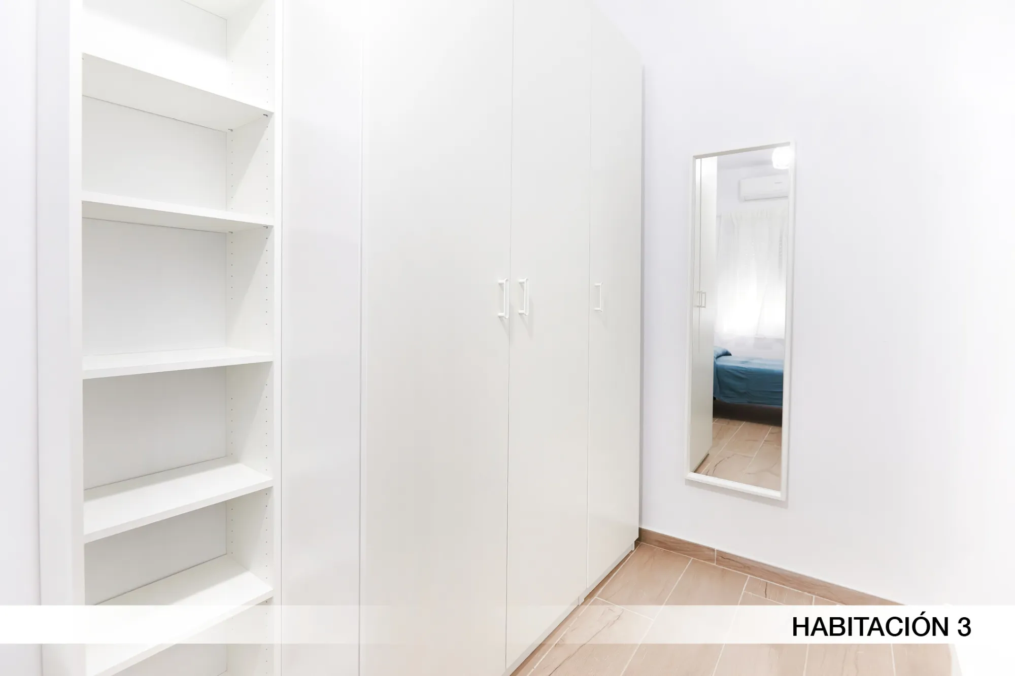 Shared Room in Seville photo 4