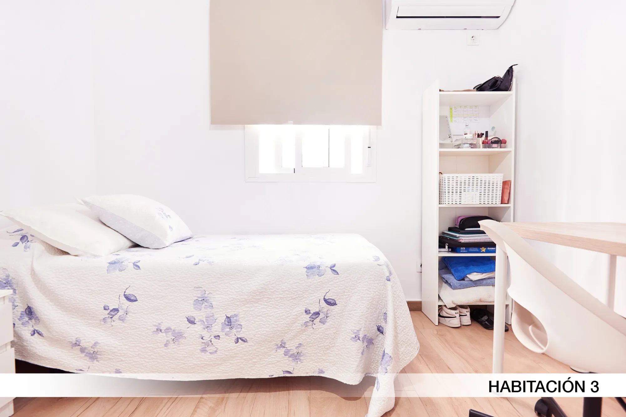 Shared Room in Seville photo 4