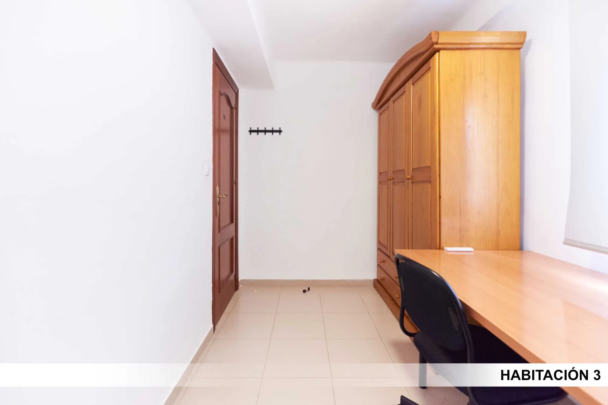 Shared Room in Seville photo 3